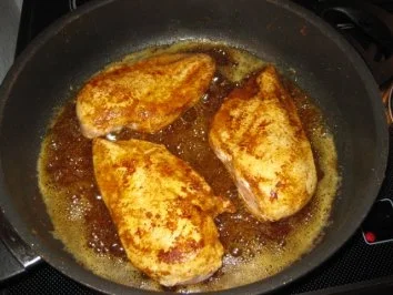 Rezept: Hähnchen-Zweierlei.... auf Zucchini-Paprika-Gemüse Bild Nr. 5 Hähnchen-Zweierlei.... auf Zucchini-Paprika-Gemüse - Rezept - Bild Nr. 5