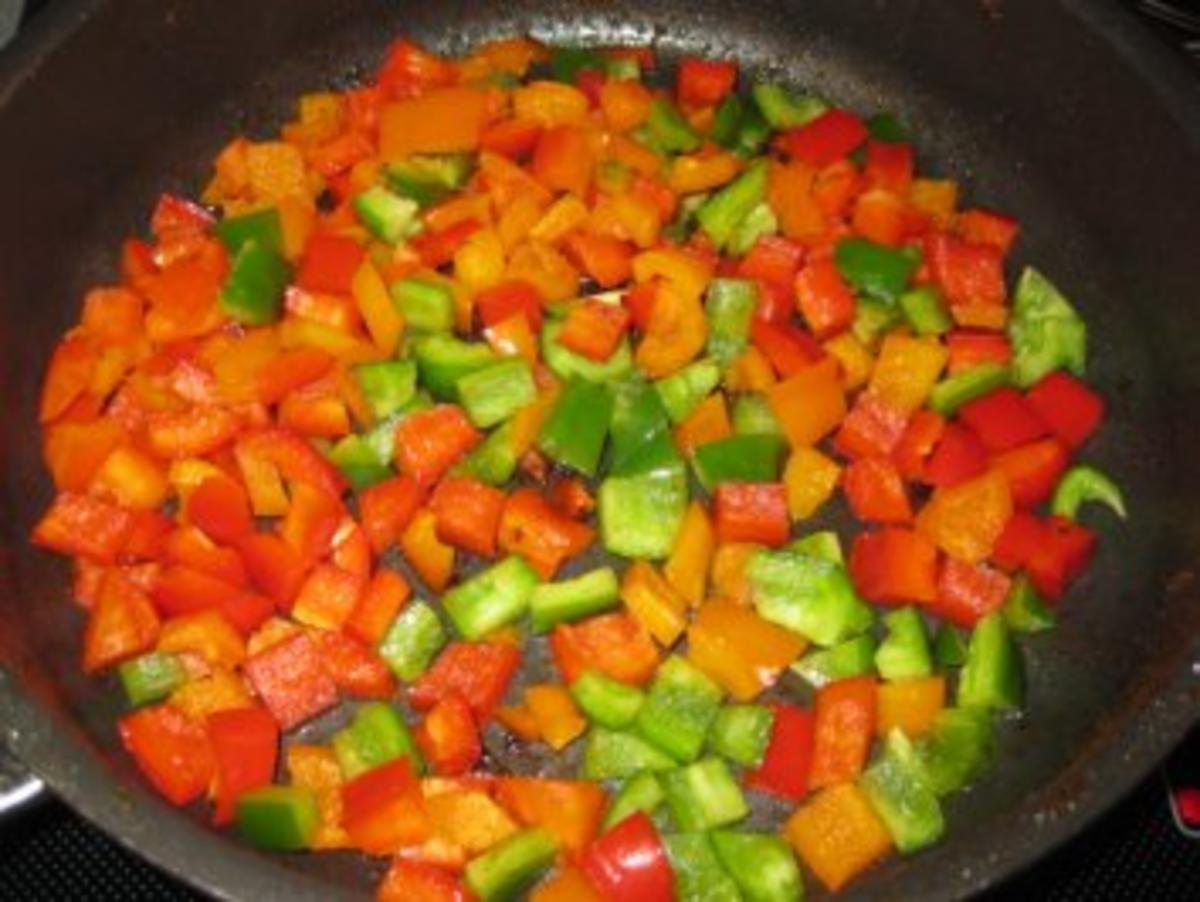 Hähnchen-Zweierlei.... auf Zucchini-Paprika-Gemüse - Rezept - Bild Nr. 7