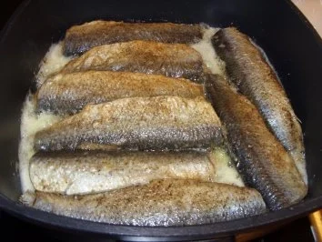 Rezept: D: Bratheringe mit Schnittlauchkartoffeln Bild Nr. 4 D: Bratheringe mit Schnittlauchkartoffeln - Rezept - Bild Nr. 4