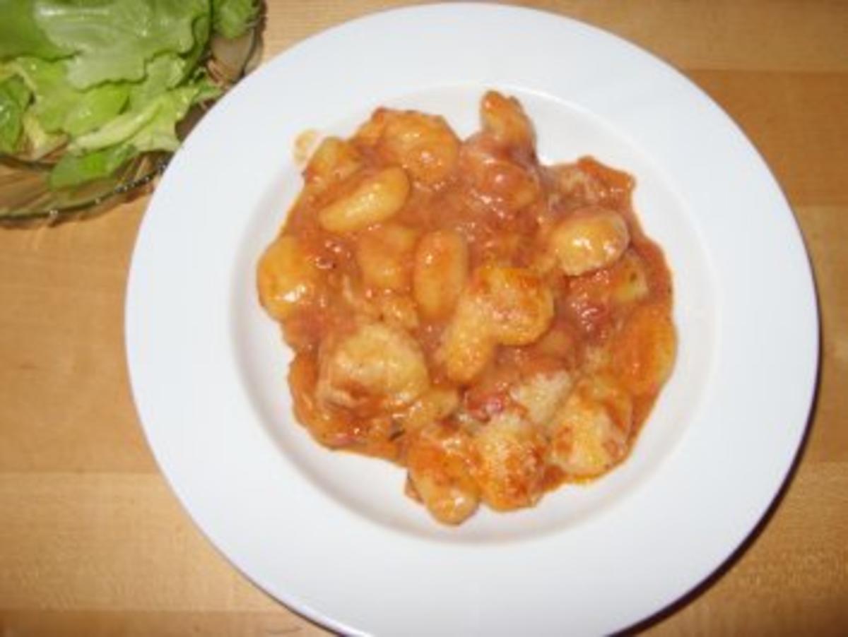 D1: Gnocci mit Tomatensauce al forno - Rezept - kochbar.de