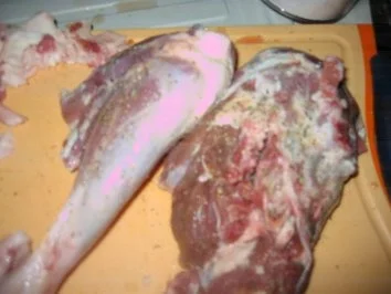 Rezept: Lammkeule mit Gemüse im Römertopf Bild Nr. 2 Lammkeule mit Gemüse im Römertopf - Rezept - Bild Nr. 2