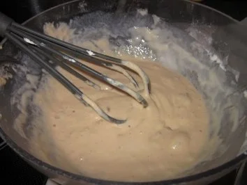 Schweinefilet im Speckmantel mit scharfen Tomatenspätzle und Sahnesauce - Rezept - Bild Nr. 3
