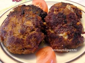 Rezept: Frikadellen mit Käse Frikadellen mit Käse - Rezept