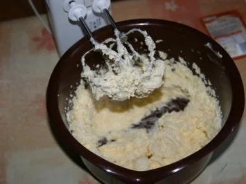 Gugelhupf aus Weihnachts-Back-Resten - Rezept - Bild Nr. 5