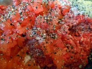 Minihackbraten mit frühlingshaftem Kartoffel-Möhren-Püree und Gemüseschaum - Rezept - Bild Nr. 4