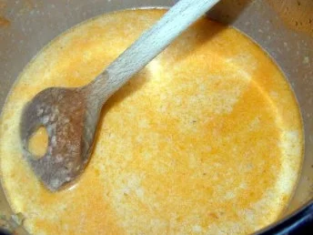 Minihackbraten mit frühlingshaftem Kartoffel-Möhren-Püree und Gemüseschaum - Rezept - Bild Nr. 8