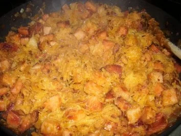 Rezept: Deftige Sauerkrautpfanne Bild Nr. 6 Deftige Sauerkrautpfanne - Rezept - Bild Nr. 6