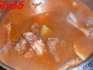 Rezept: Soßen:Schweinsknochensoße Bild Nr. 19 Soßen:Schweinsknochensoße - Rezept - Bild Nr. 19