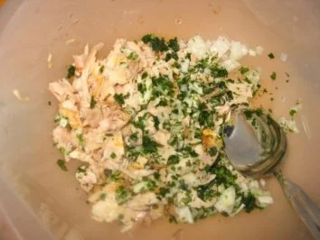 Rezept: Gefüllte Champignons mit Hühnerfleisch Bild Nr. 3 Gefüllte Champignons mit Hühnerfleisch - Rezept - Bild Nr. 3