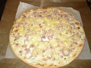 Rezept: Unser Raz-Faz Flammkuchen Unser Raz-Faz Flammkuchen - Rezept