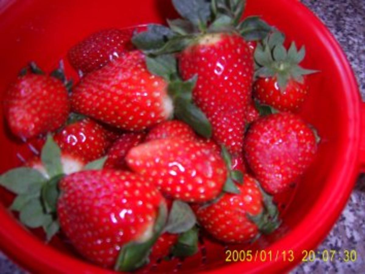 Mascarpone-Creme mit Erdbeeren - Rezept - Bild Nr. 2
