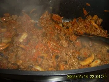 Rezept: Hackfleisch-Champignons-Sahne-Soße Bild Nr. 8 Hackfleisch-Champignons-Sahne-Soße - Rezept - Bild Nr. 8