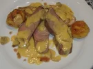 Scheiben von der Hirschkeule mit Steinpilzhollandaise und Chicoree - Rezept