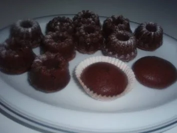 Dessert: Schokoladen-Gugelhupfe Petit Four - Rezept - Bild Nr. 4