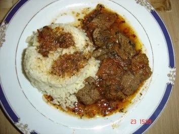 Rezept: Kalbsfleisch in Tomatensauce Kalbsfleisch in Tomatensauce - Rezept