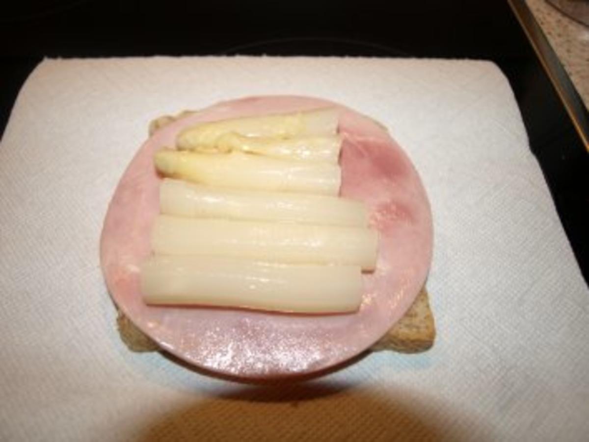 Spargel-Schinken-Toast - Rezept - Bild Nr. 2