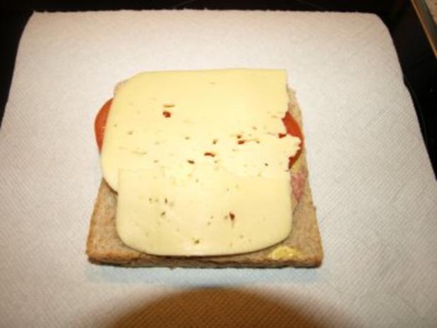 Salami-Tomaten-Toast - Rezept mit Bild - kochbar.de