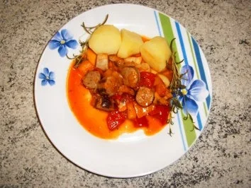 Rezept: Gemüse-Wurst-Resterpfanne Gemüse-Wurst-Resterpfanne - Rezept