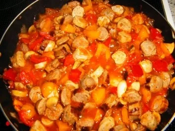 Rezept: Gemüse-Wurst-Resterpfanne Bild Nr. 2 Gemüse-Wurst-Resterpfanne - Rezept - Bild Nr. 2