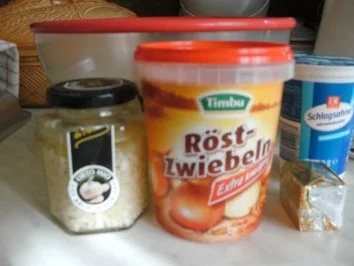 Brot mit Zwiebel, Knoblauch und Schinkenwürfel von Kochmamma - Rezept - Bild Nr. 2