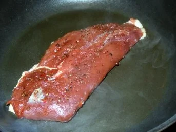 Rosa Entenbrust auf Salat mit Orangenfilets und Croutons - Rezept - Bild Nr. 4