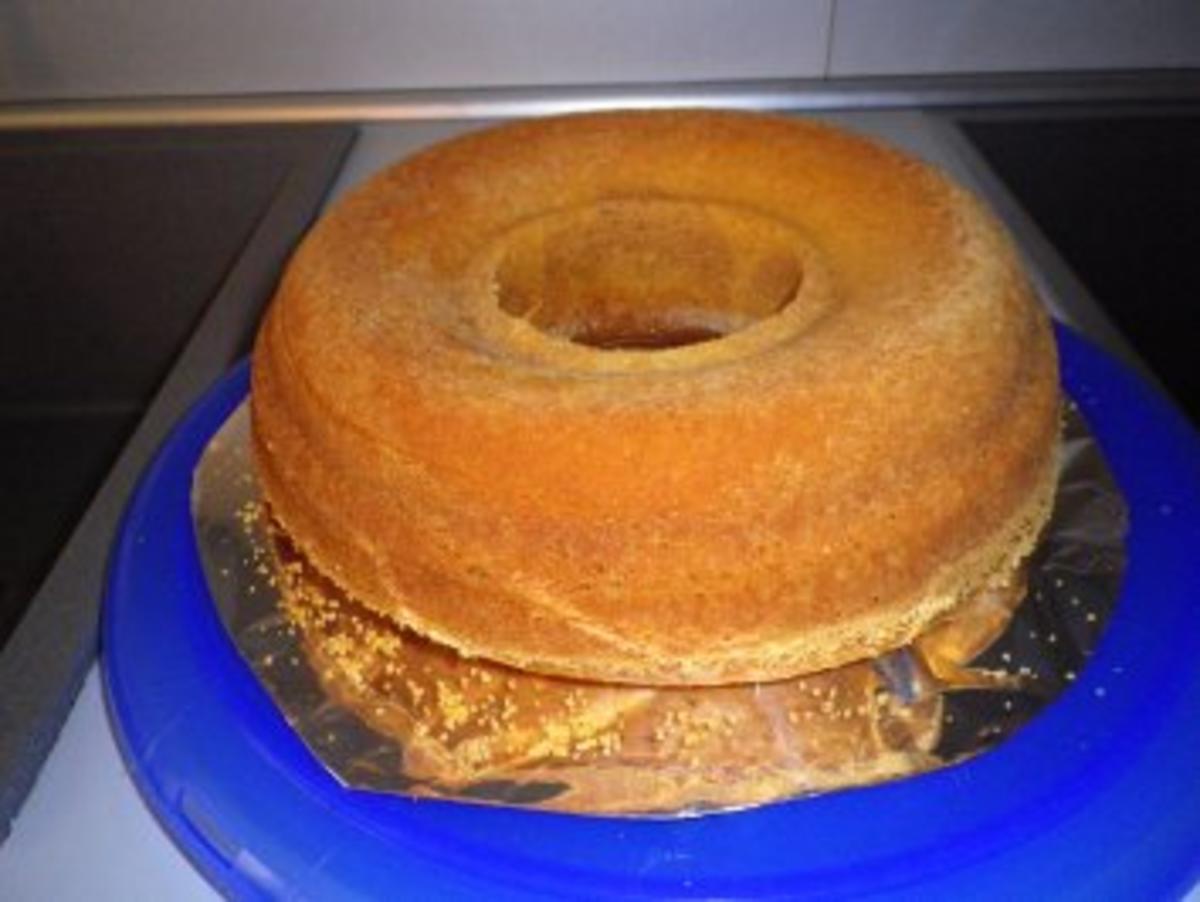 Nuss - Sahne - Kuchen - Rezept