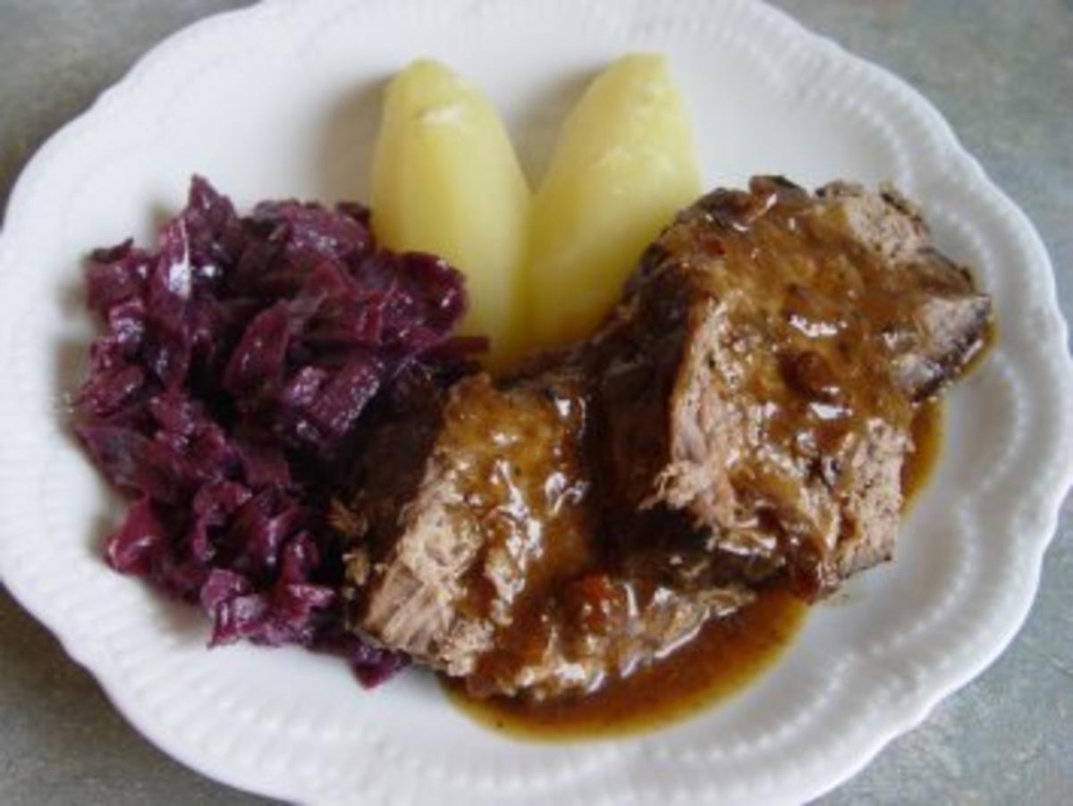 Sauerbraten mit Rindfleisch und Für die Marinade : - Rezept mit Bild ...