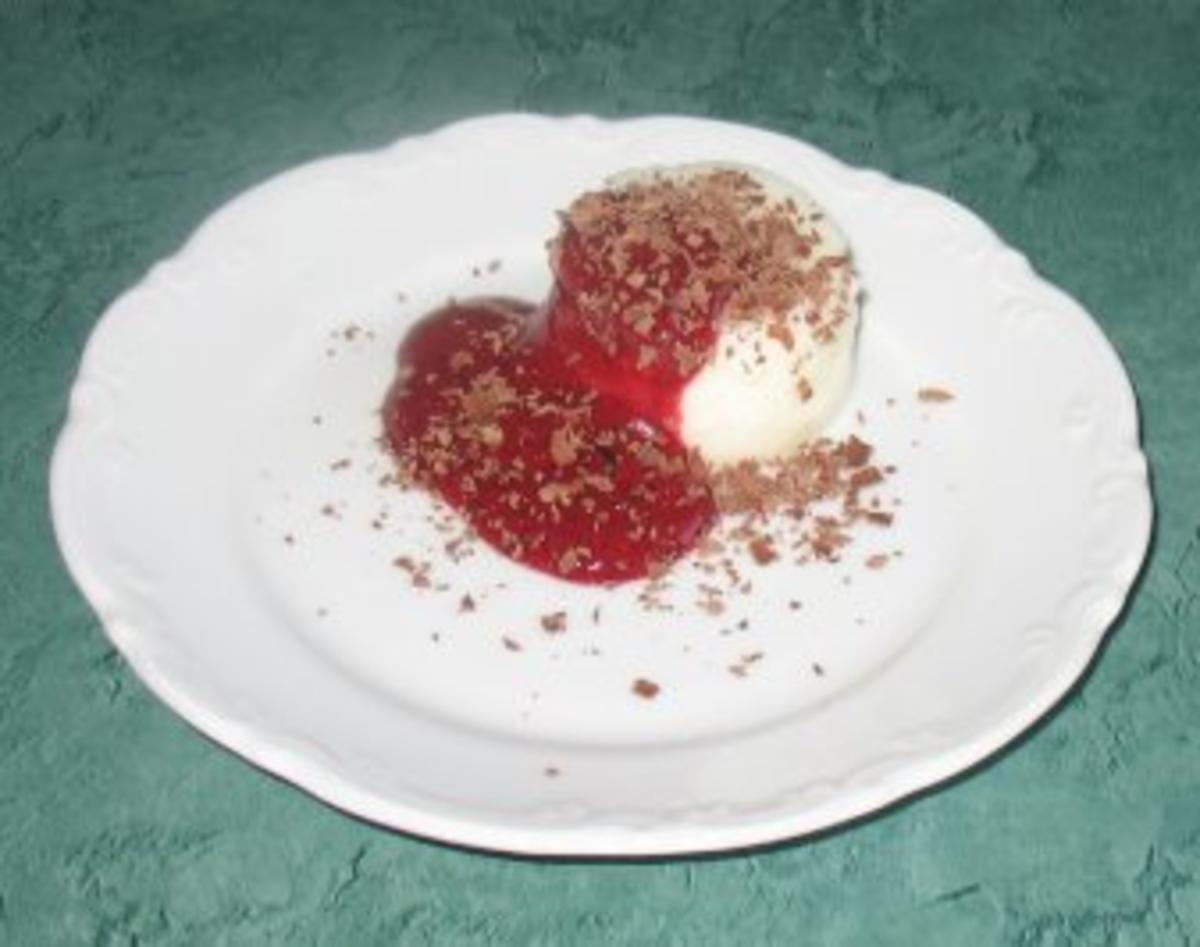 Dessert - Buttermilchgelee mit Schokoraspeln - Rezept - Bild Nr. 8