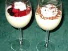 Dessert - Buttermilchgelee mit Schokoraspeln - Rezept