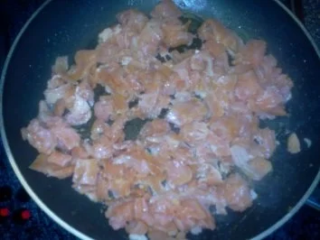 Rezept: Lachs-Champignon-Krabben-Sauce Bild Nr. 6 Lachs-Champignon-Krabben-Sauce - Rezept - Bild Nr. 6