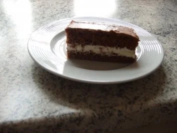 Rezept: Milchschnittenkuchen Bild Nr. 6 Milchschnittenkuchen - Rezept - Bild Nr. 6