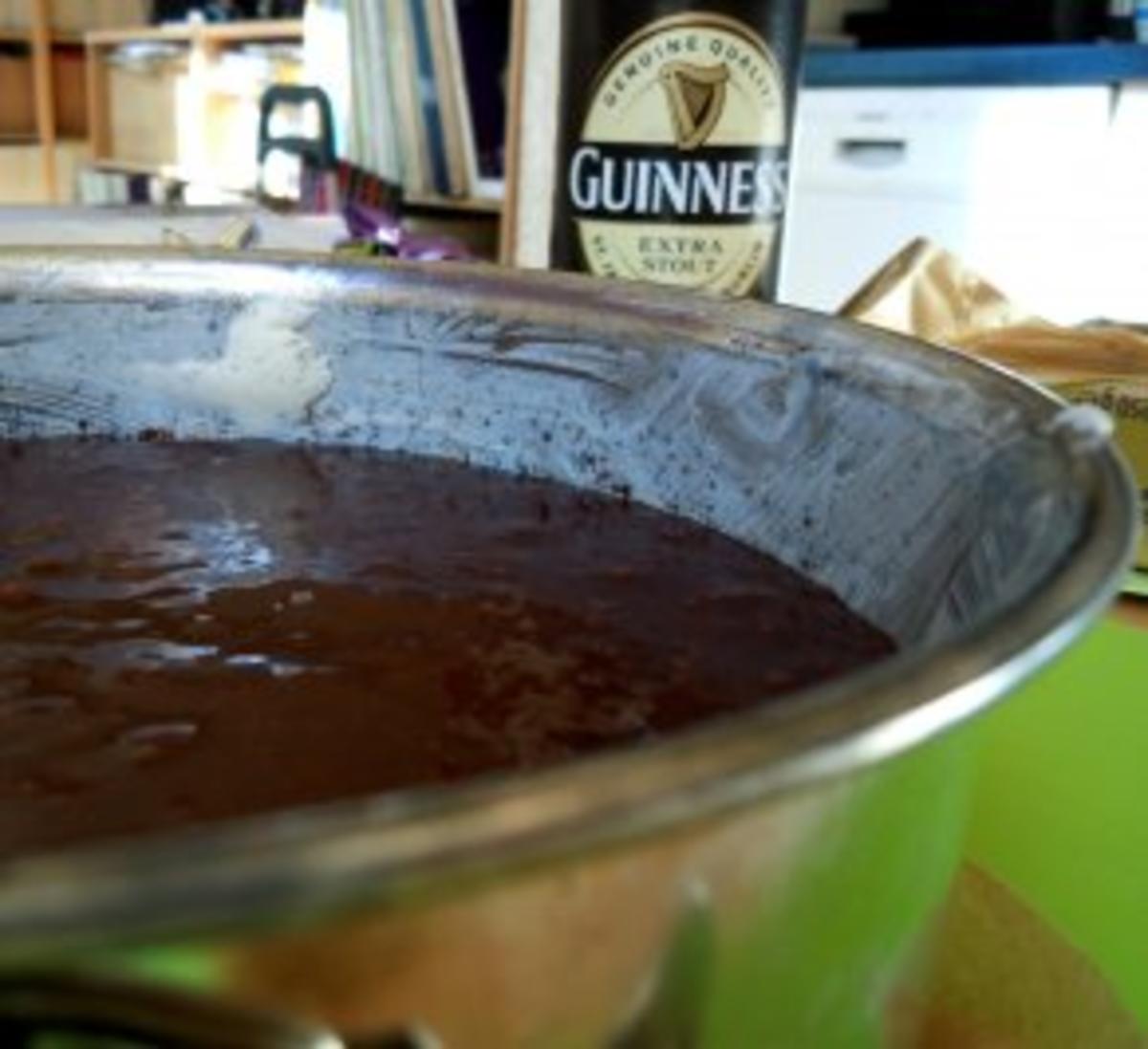 Guiness-Schokoladenkuchen - Rezept - Bild Nr. 7