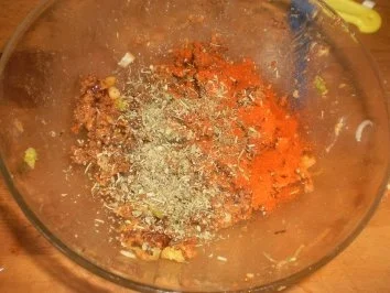 Putenkeulen mit Paprika-Sellerie-Gemüse und Klößen - Rezept - Bild Nr. 9