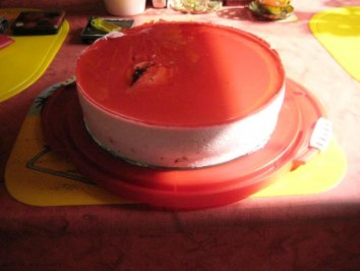 Quark-Himbeer-Torte mit Götterspeise - Rezept - Bild Nr. 18