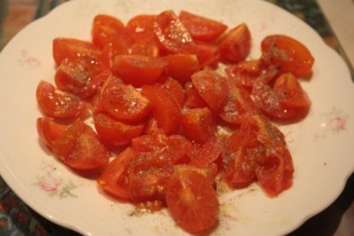 Tomaten-Garnelen-Teller mit Brotstreifen - Rezept - Bild Nr. 4