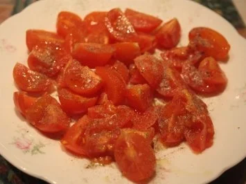Tomaten-Garnelen-Teller mit Brotstreifen - Rezept - Bild Nr. 4