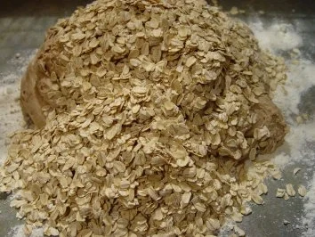 Rezept: Weizen-Haferflocken-Brot Bild Nr. 4 Weizen-Haferflocken-Brot - Rezept - Bild Nr. 4