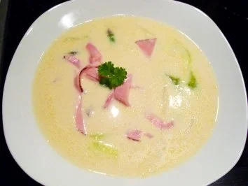Suppe: Spargelcremesüppchen mit Schinken - Rezept