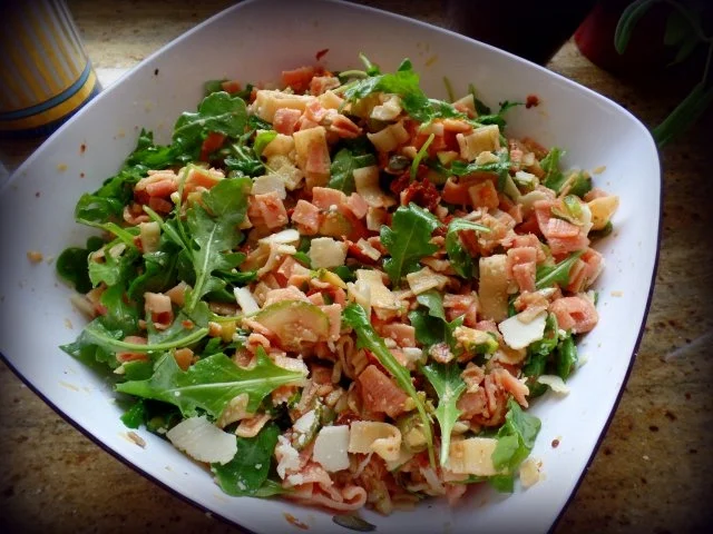 Rezept: Nudelsalat italienische Art mit Honig-Senf-Dressing Nudelsalat italienische Art mit Honig-Senf-Dressing - Rezept