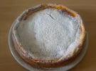 Feiner Käsekuchen mit Boden aus weichem 'Hefemürbteig' - Rezept