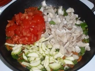 Rezept: Tiefseegarnelen-Gemüsezauber mit Basmati-Reis Bild Nr. 6 Tiefseegarnelen-Gemüsezauber mit Basmati-Reis - Rezept - Bild Nr. 6