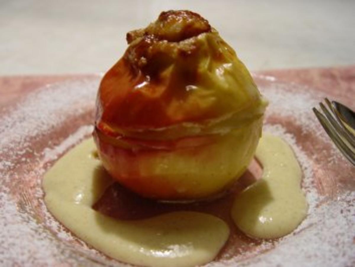 Bratapfel mit schöne Äpfel ( z.B. Elstar) und Marzipan - Rezept mit ...