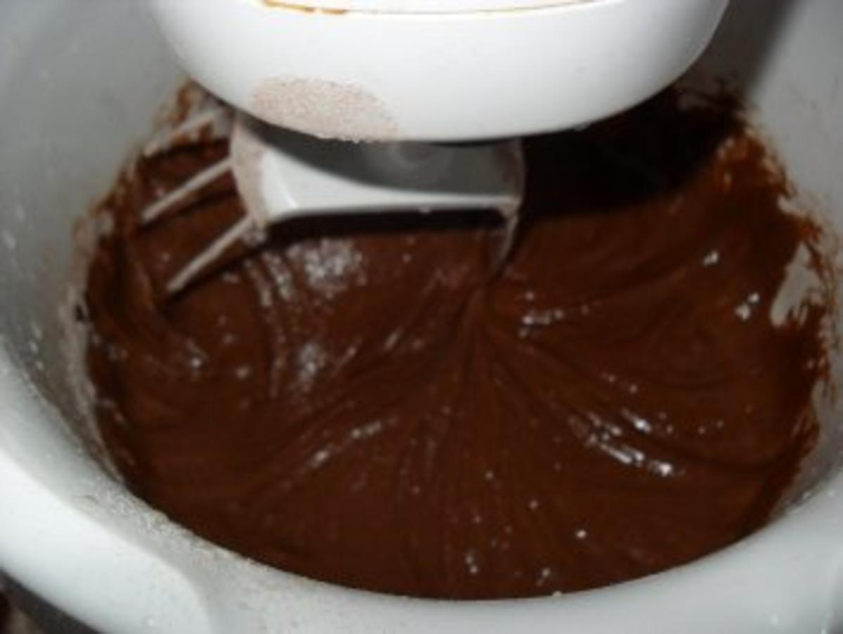 Mini Schokoladen - Buttercreme - Kuchen - Rezept - Bild Nr. 7