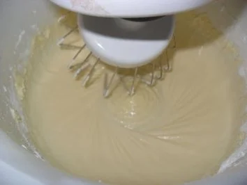 Mini Schokoladen - Buttercreme - Kuchen - Rezept - Bild Nr. 8