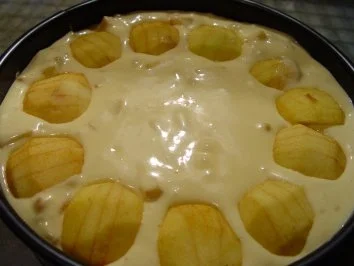 Saftiger Eierlikör-Apfelkuchen - Rezept - Bild Nr. 3