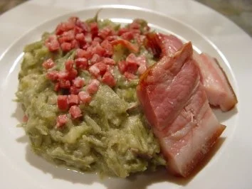 Rezept: Schnippelbohneneintopf Schnippelbohneneintopf - Rezept