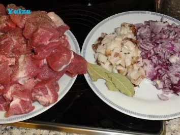 Krautfleisch, scharf + Serviettenknödel - Rezept - Bild Nr. 3