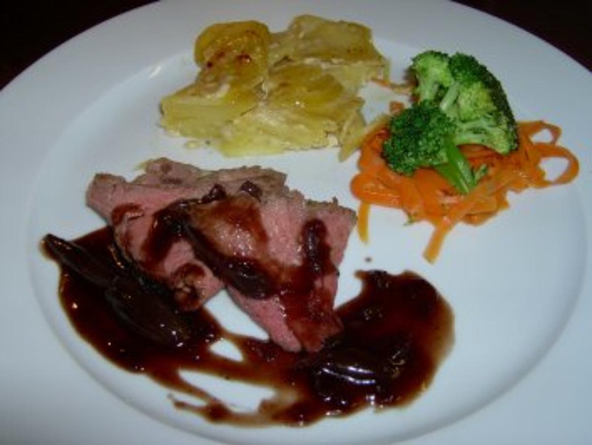 Roastbeef Mit Rotweinschalotten Rezept Kochbar De