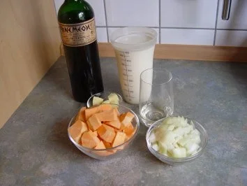 Rezept: Cappuccino von der Süßkartoffel mit Thaibasilikum Bild Nr. 2 Cappuccino von der Süßkartoffel mit Thaibasilikum - Rezept - Bild Nr. 2