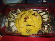 Geflügel - Fleischspiesse mit Safran - Gewürz - Reis und Salat - Rezept